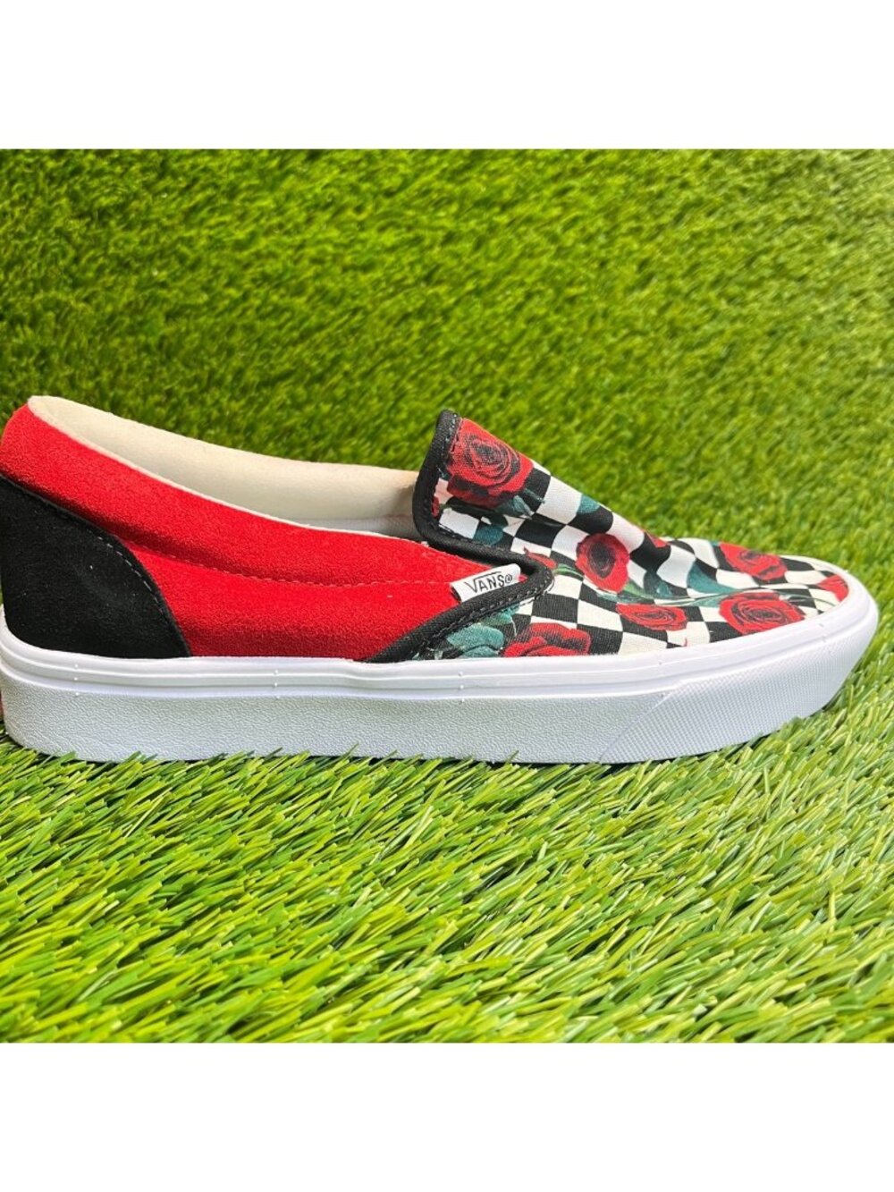 Vans Customs Classic Slip-On Womens Size 6.5 Red Black Athletic Shoes Sneakers